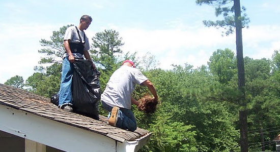 atlanta gutter cleaning